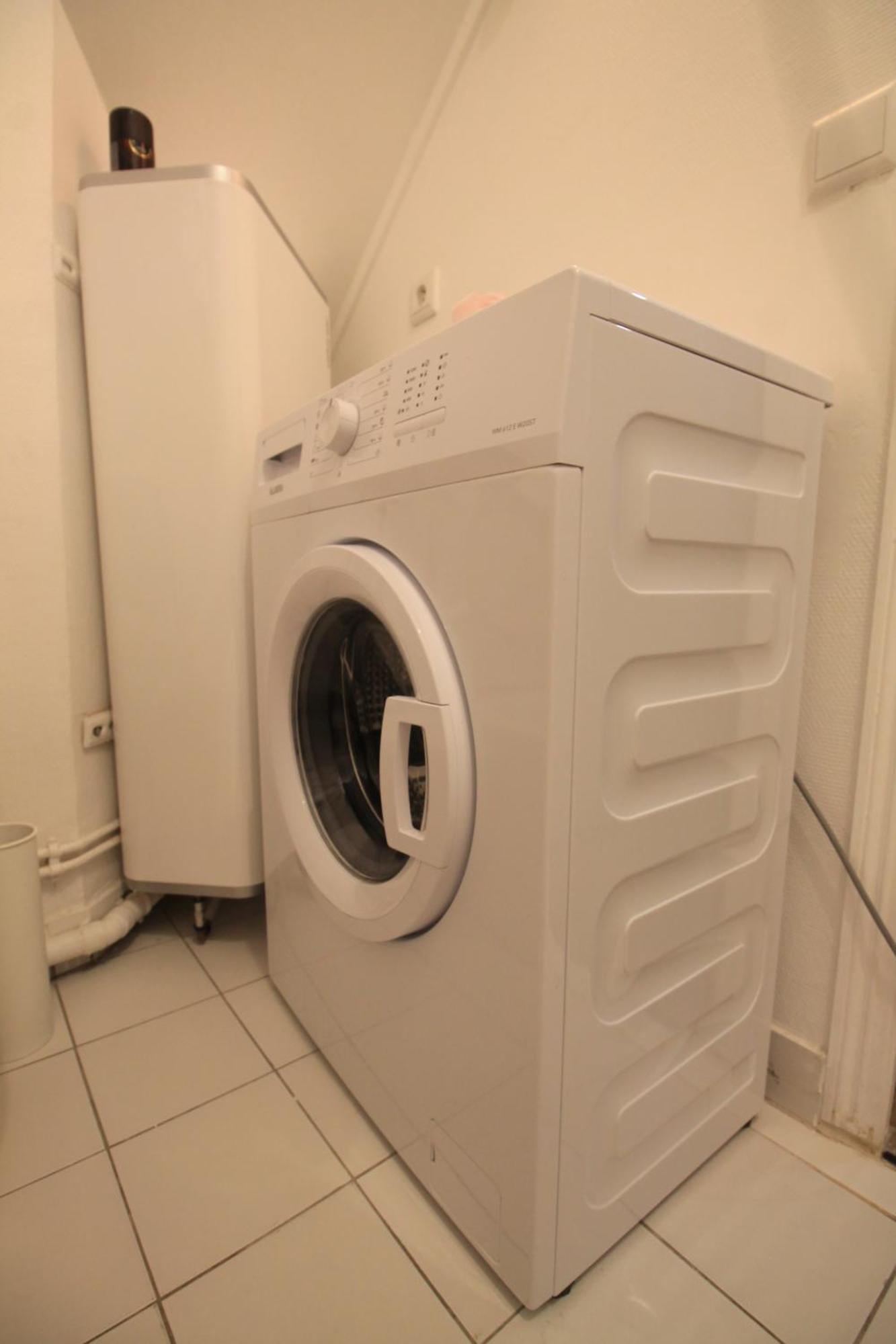 Disponible - Appartement Entier - 10Mn Rer B Aeroport Cdg - Paris Gare Du Nord, T11 Express, Le Bourget, Tout Equipe, Netflix Gratuit, 3 Personnes, 4Eme Etage, Escaliers, Parc Des Expositions, Parking Rue Gratuit Apres 19H Drancy Exterior photo